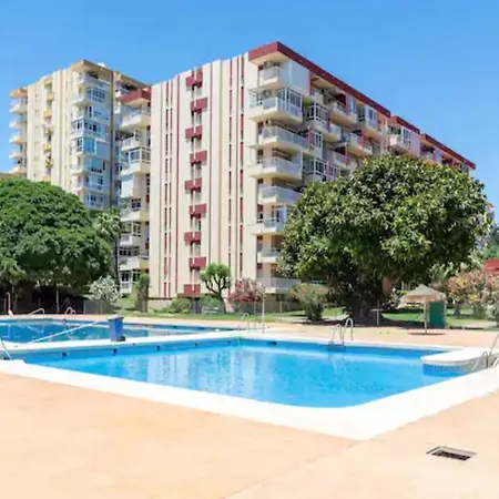 Gamonal Beach Studio Apartment
